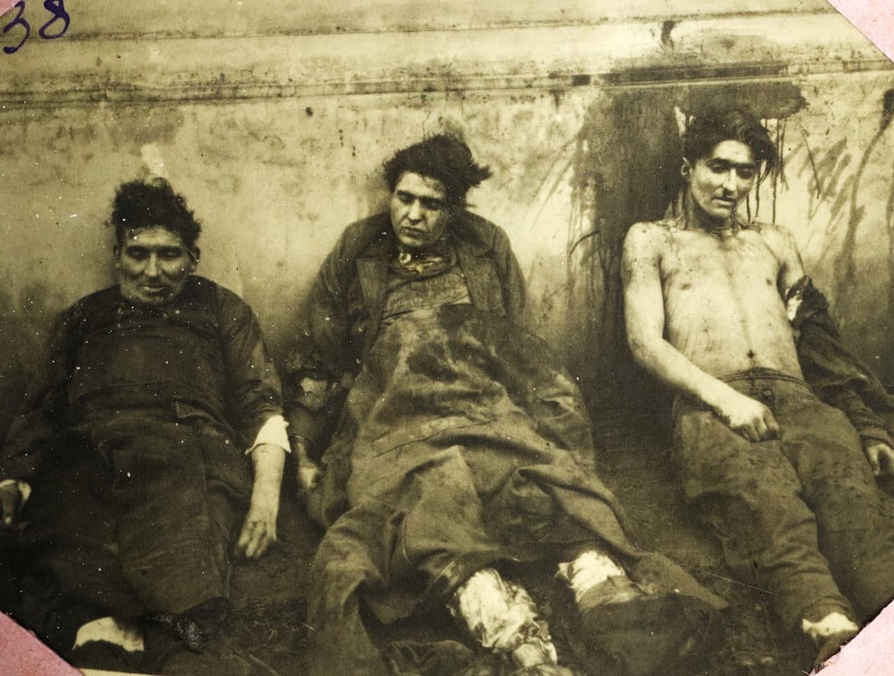 Фото  загиблих повстанців "Юрась", "Борець" та "Мирон"