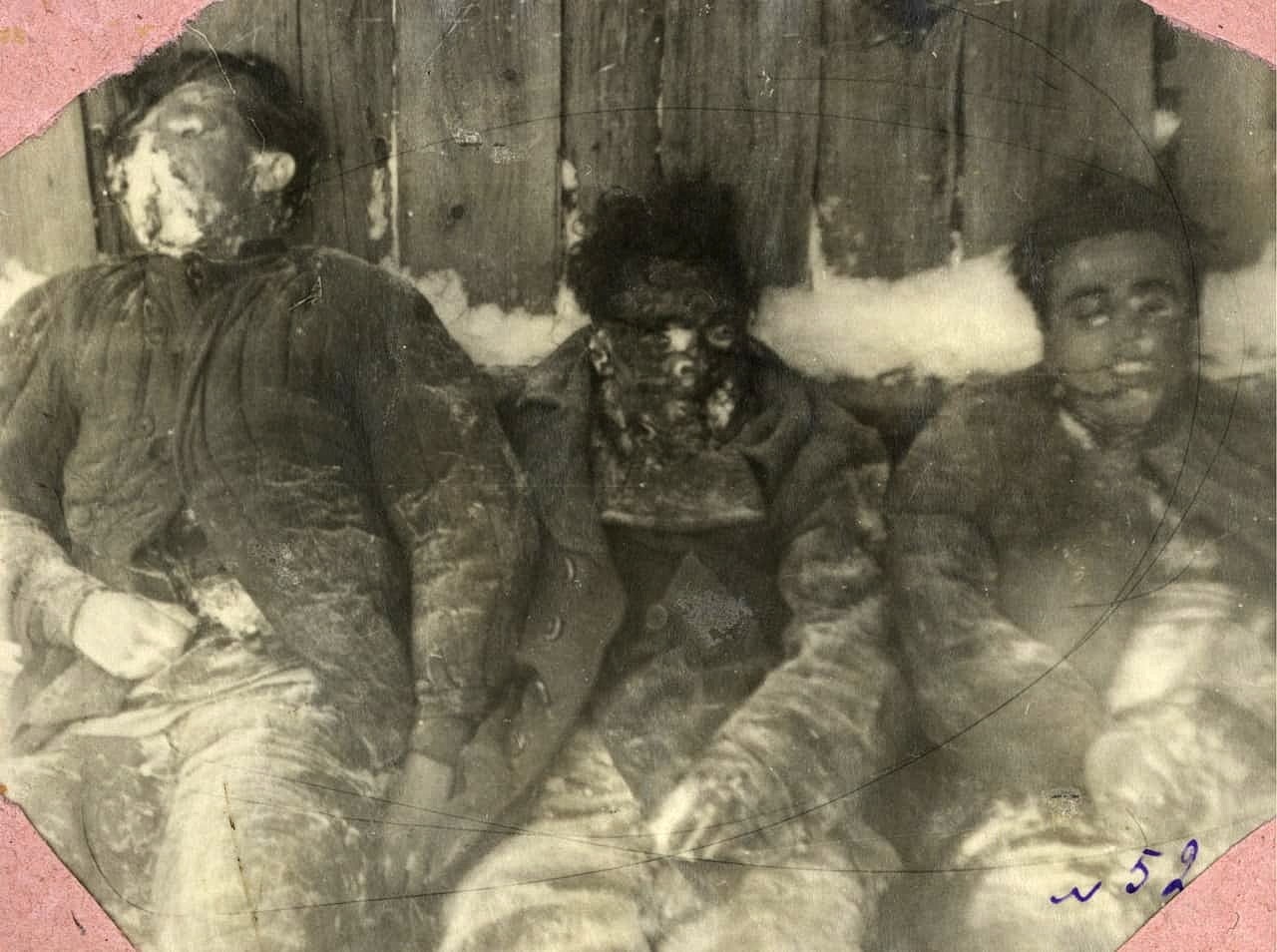 Фото невідомих загиблих повстанців