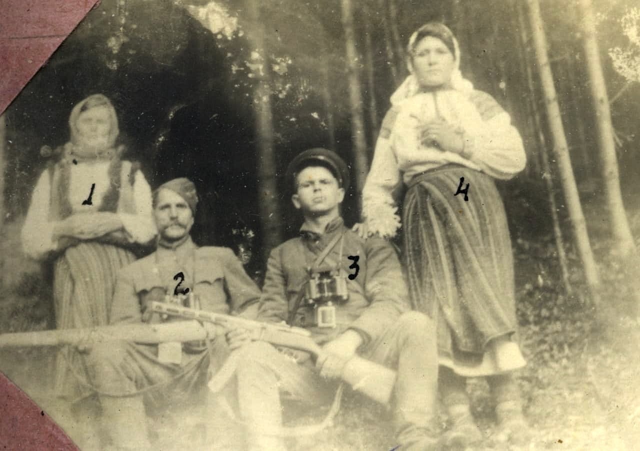 Фото групи повстанців