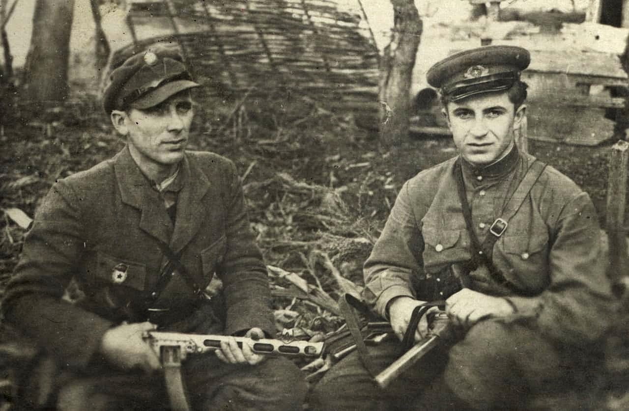 Фото повстанців.