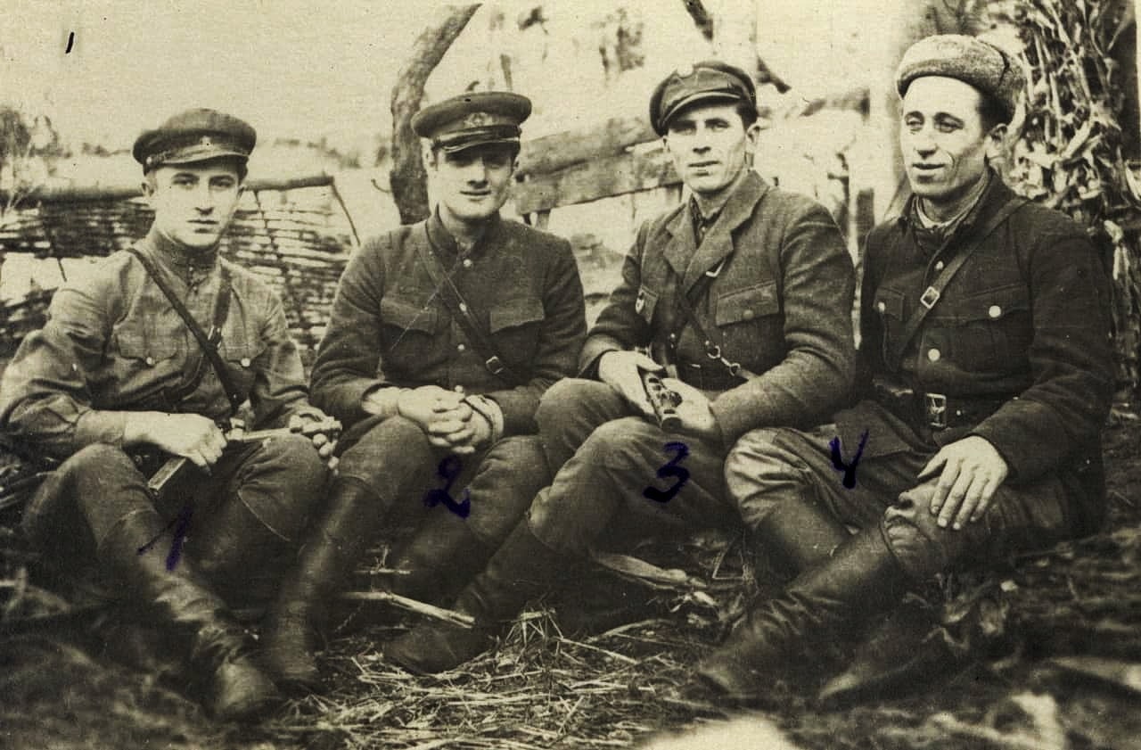 Фото групи повстанців