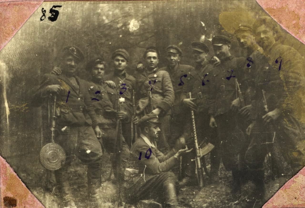 Фото групи повстанців