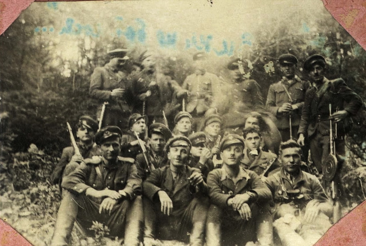 Фото групи повстанців