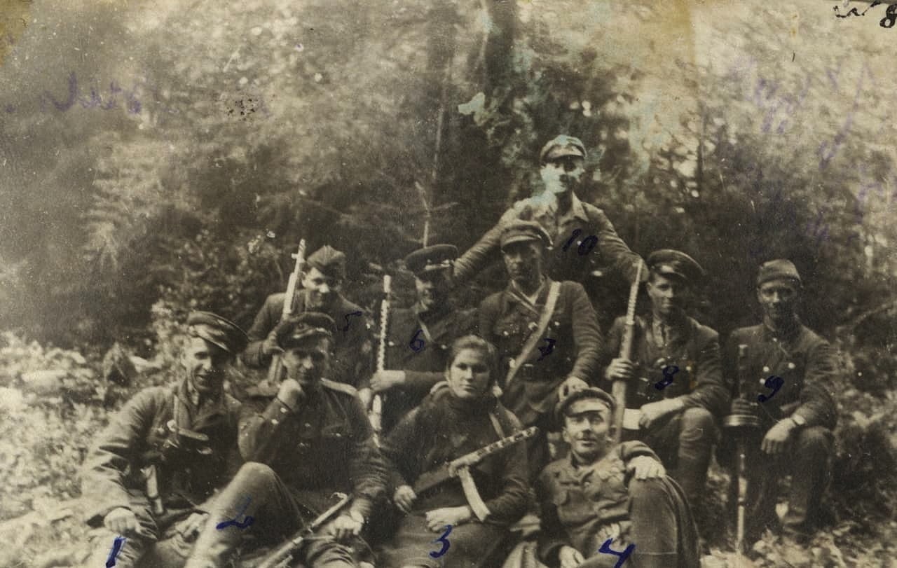 Фото групи повстанців